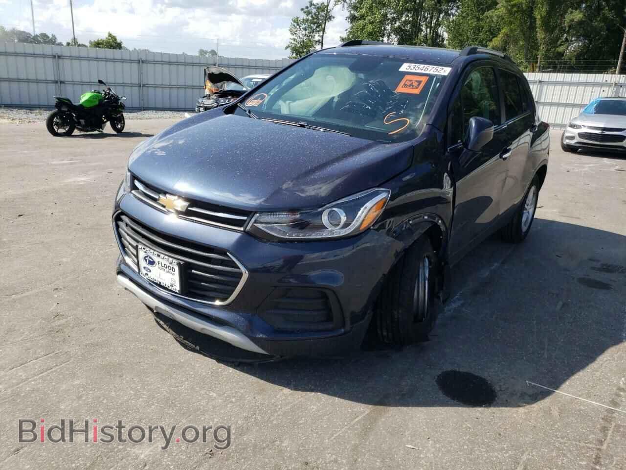 2019 CHEVROLET TRAX - VIN: 3GNCJPSB3KL325370 - Фото 2