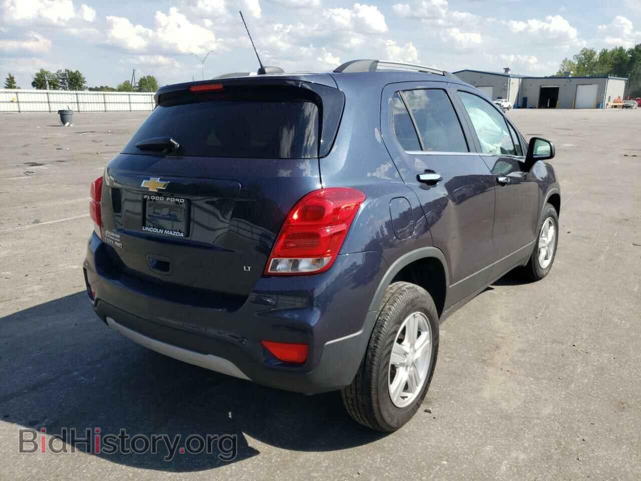 2019 CHEVROLET TRAX - VIN: 3GNCJPSB3KL325370 - Фото 4