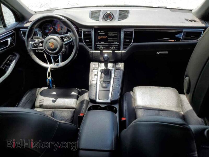 2016 Porsche MACAN (VIN WP1AB2A5XGLB55814) — photo 8 of 15