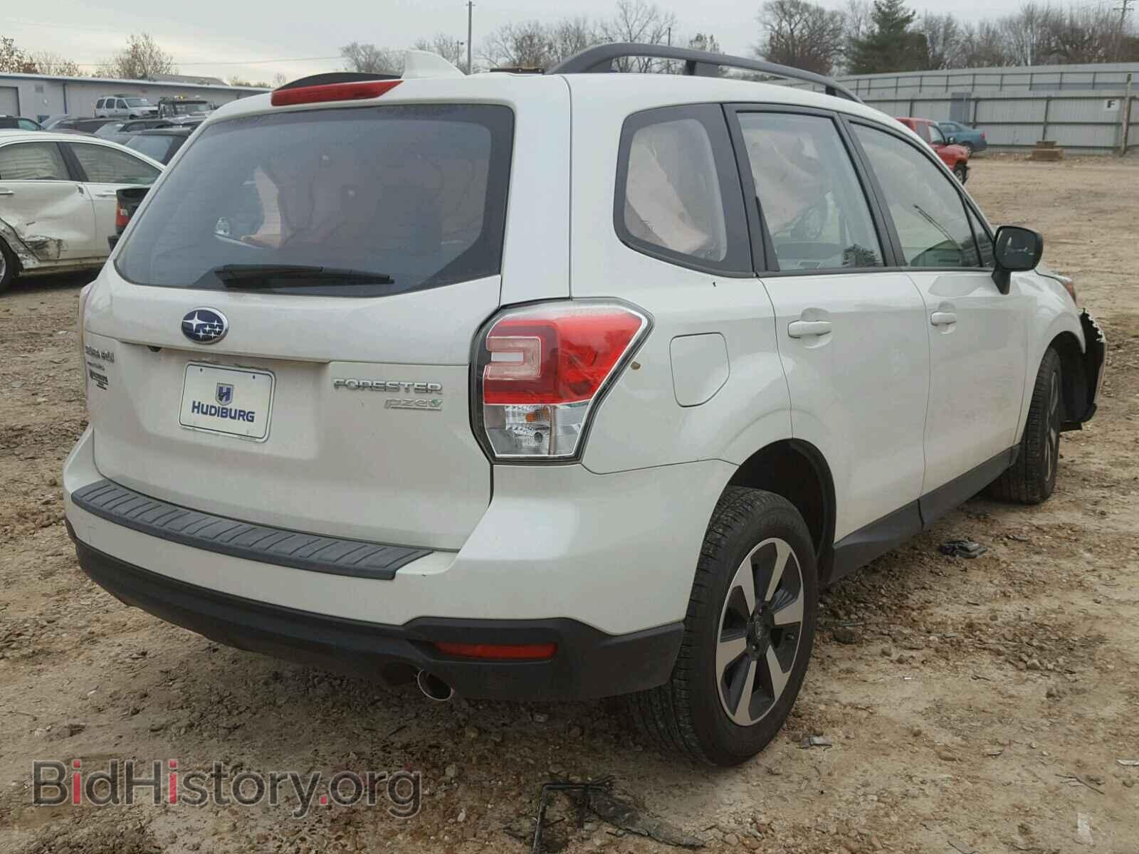 2017 SUBARU FORESTER - VIN: JF2SJABC3HH537138 - Фото 4