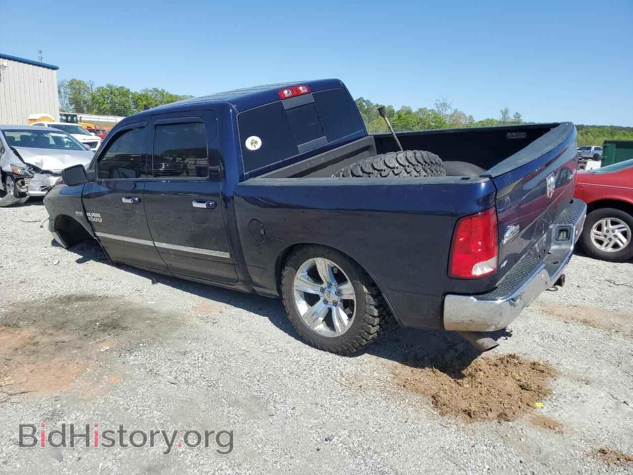 2016 RAM 1500 - VIN: 3C6RR7LT2GG220975 - Photo 2
