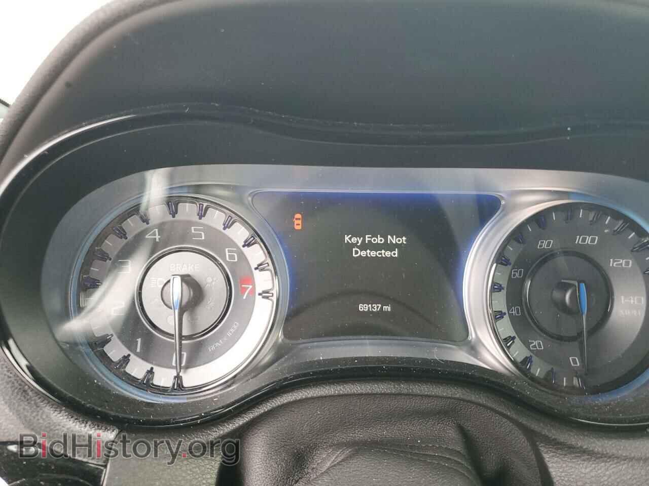 2016 CHRYSLER 300 - VIN: 2C3CCAGG7GH283052 - Photo 9