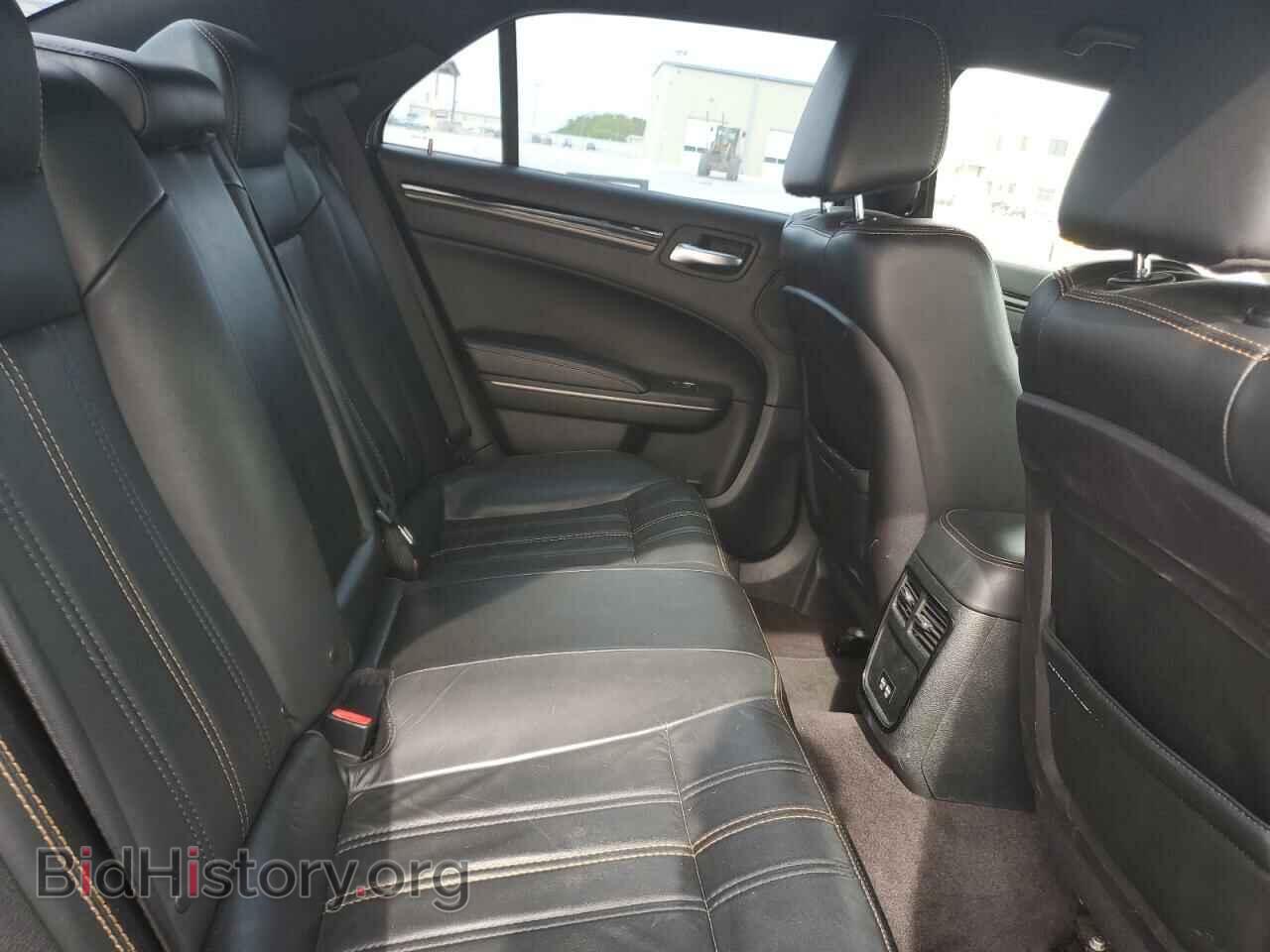 2016 CHRYSLER 300 - VIN: 2C3CCAGG7GH283052 - Photo 10