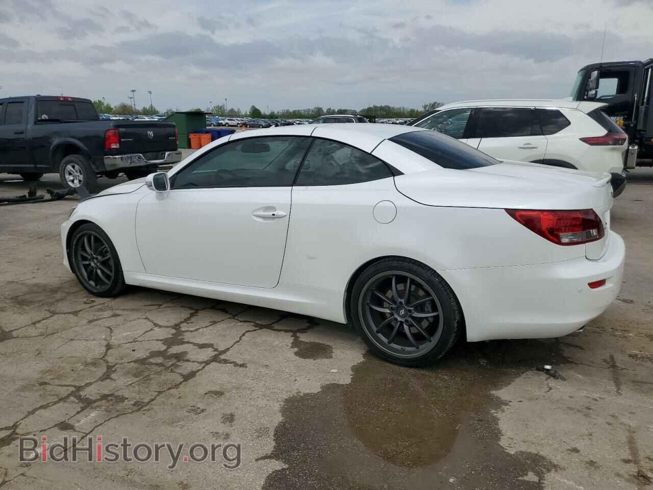 2012 LEXUS IS - VIN: JTHFF2C23C2524901 - Фото 2