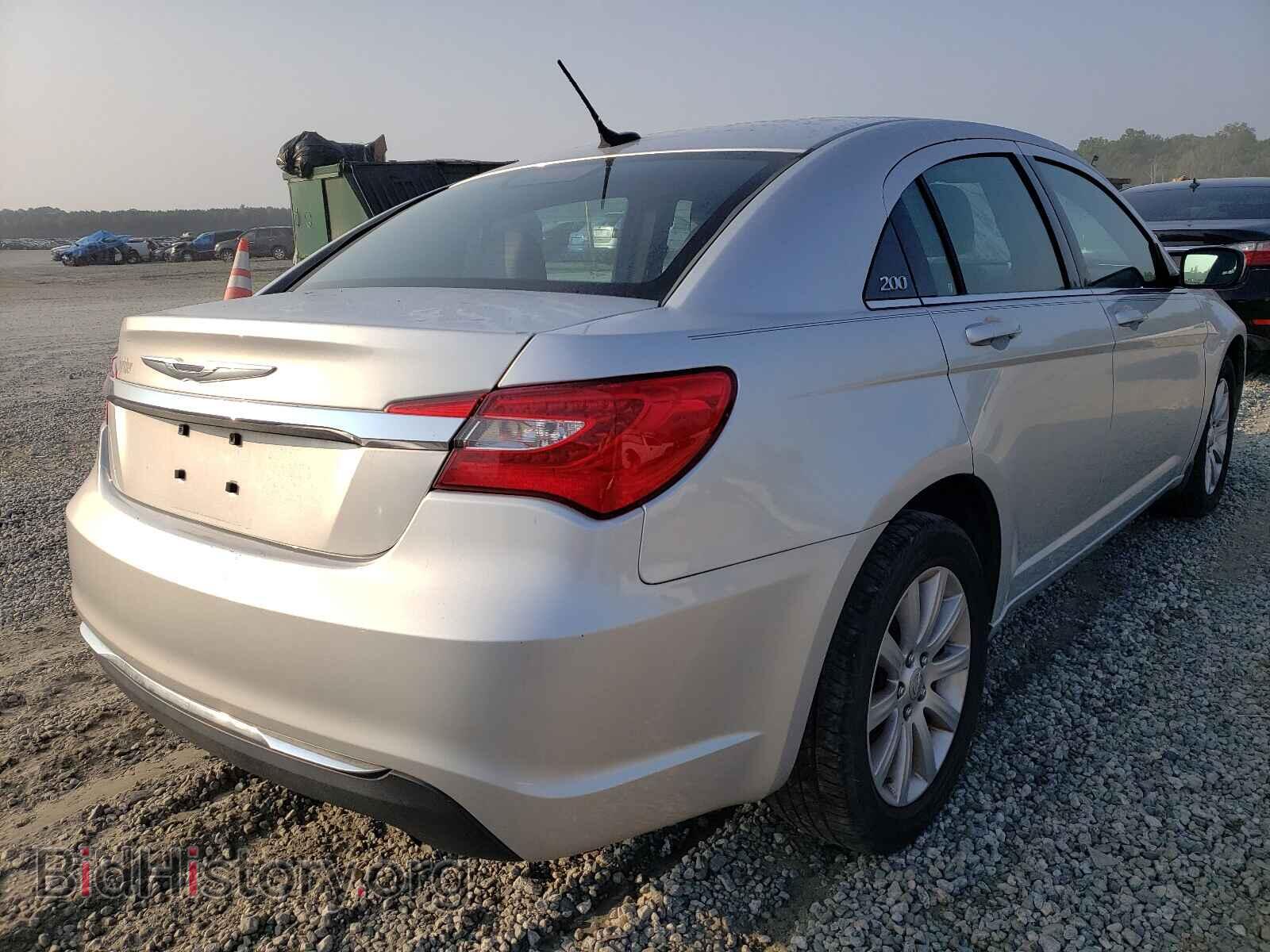 2012 CHRYSLER 200 - VIN: 1C3CCBBB8CN241685 - Фото 4