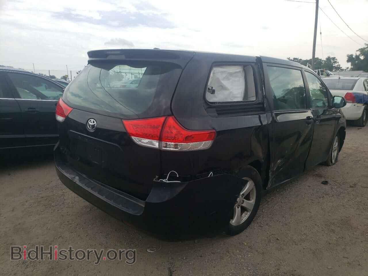 2012 TOYOTA SIENNA - VIN: 5TDKA3DC2CS011076 - Фото 4