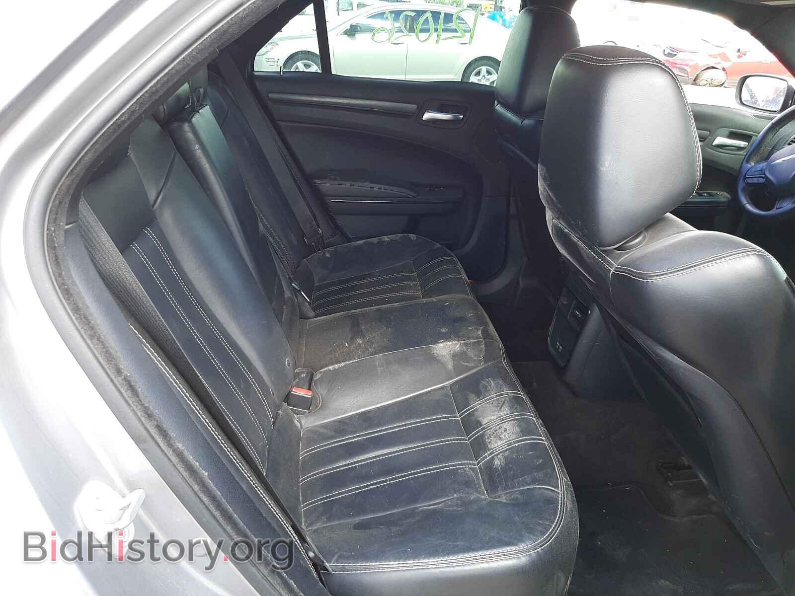 2016 CHRYSLER 300 - VIN: 2C3CCABG9GH229839 - Фото 6