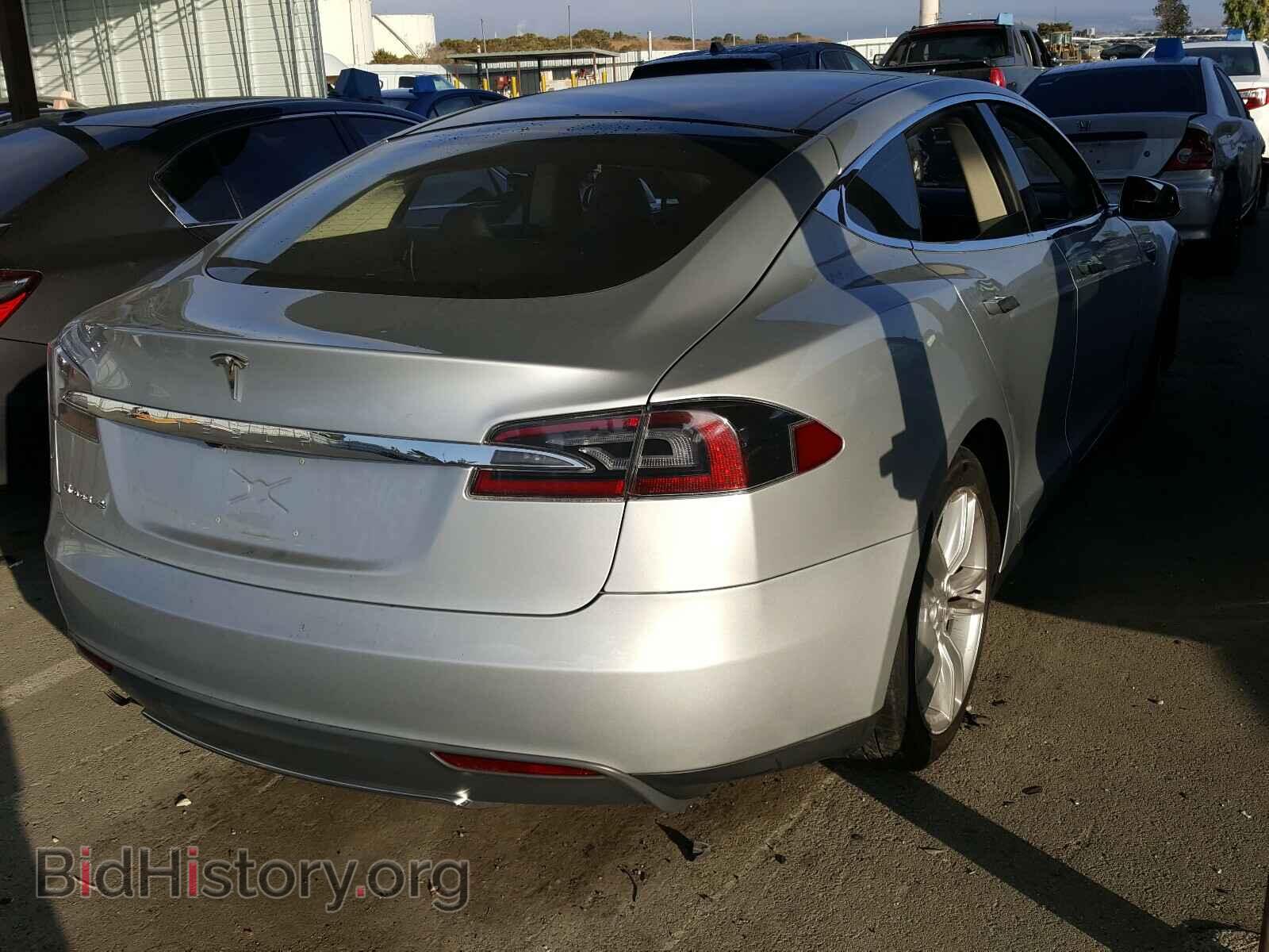 2013 TESLA MODEL S - VIN: 5YJSA1CN0DFP05486 - Фото 4