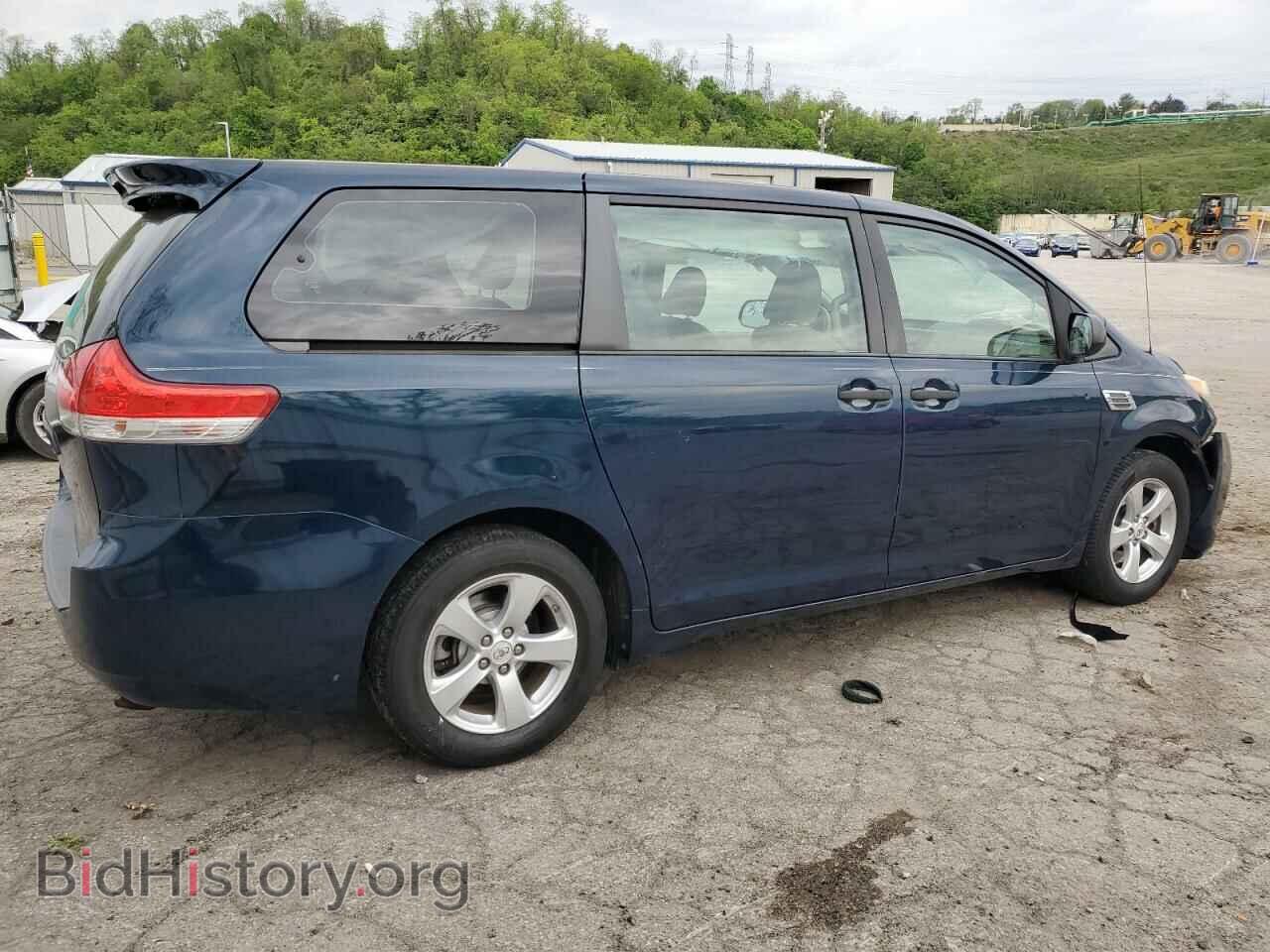 2012 TOYOTA SIENNA - VIN: 5TDKA3DC7CS013180 - Фото 3