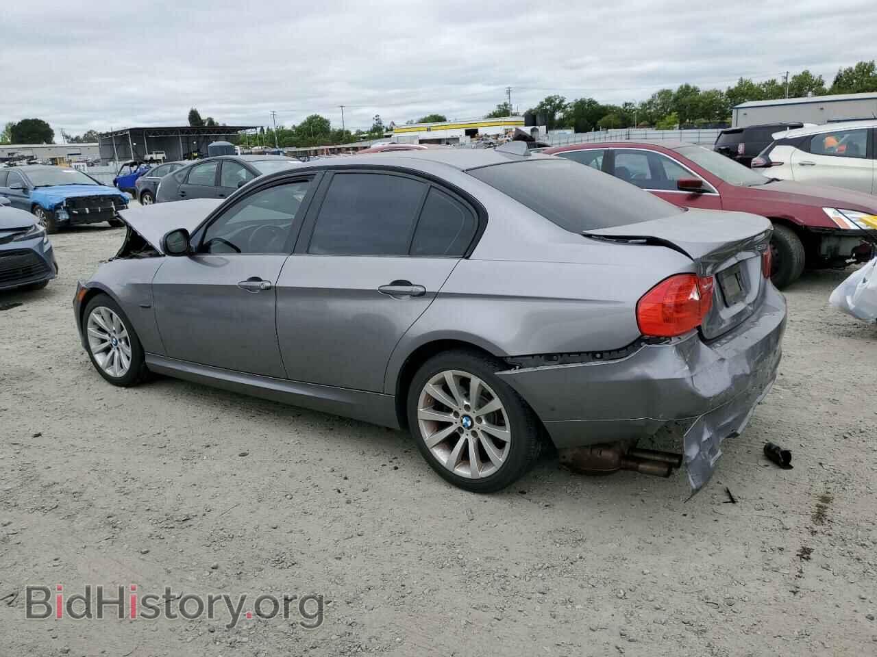 2011 BMW 3 SERIES - VIN: WBAPH5G58BNM76618 - Фото 2