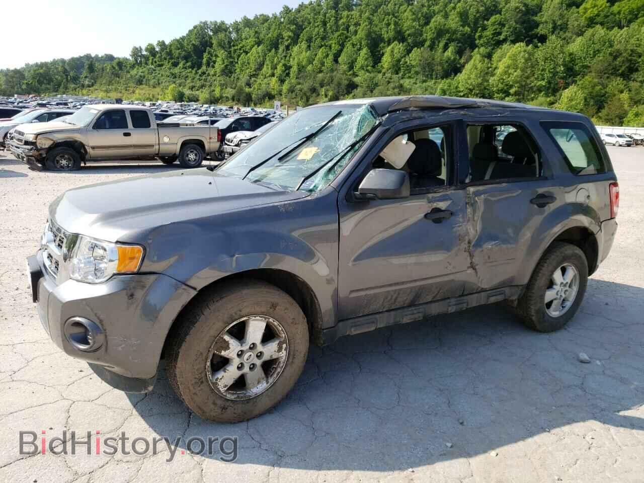 Photo 1FMCU0C70BKB77354 - FORD ESCAPE 2011