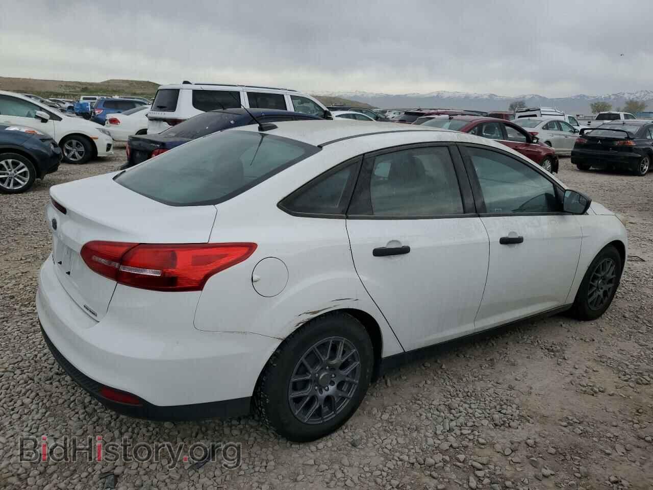 2015 FORD FOCUS - VIN: 1FADP3E2XFL324143 - Фото 3
