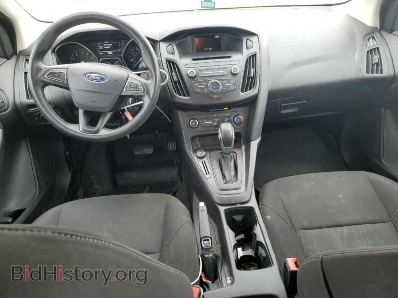 2015 Ford FOCUS (VIN 1FADP3E2XFL324143) — фото 8 из 12