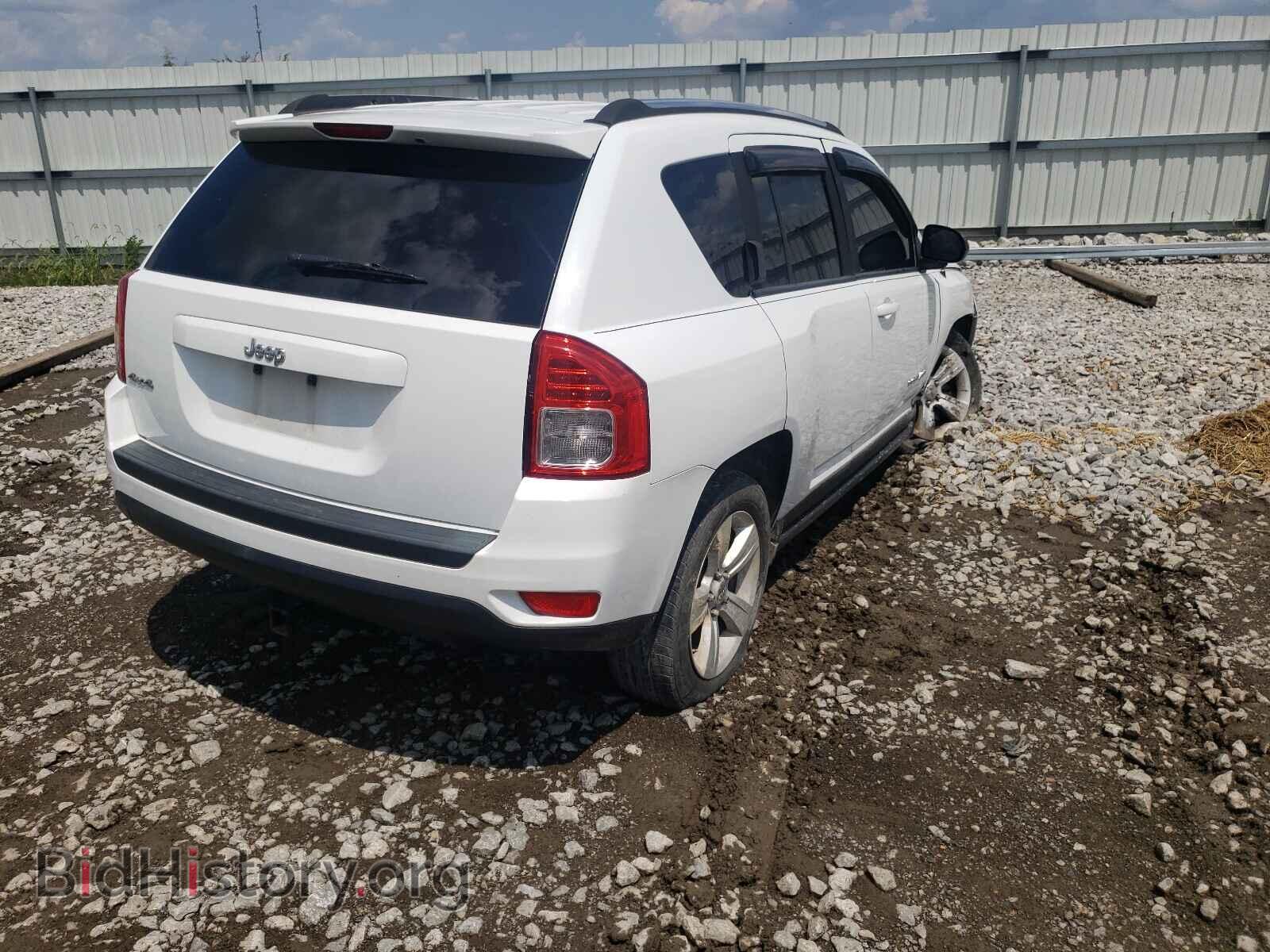 2011 JEEP COMPASS - VIN: 1J4NF1FB4BD188546 - Photo 4