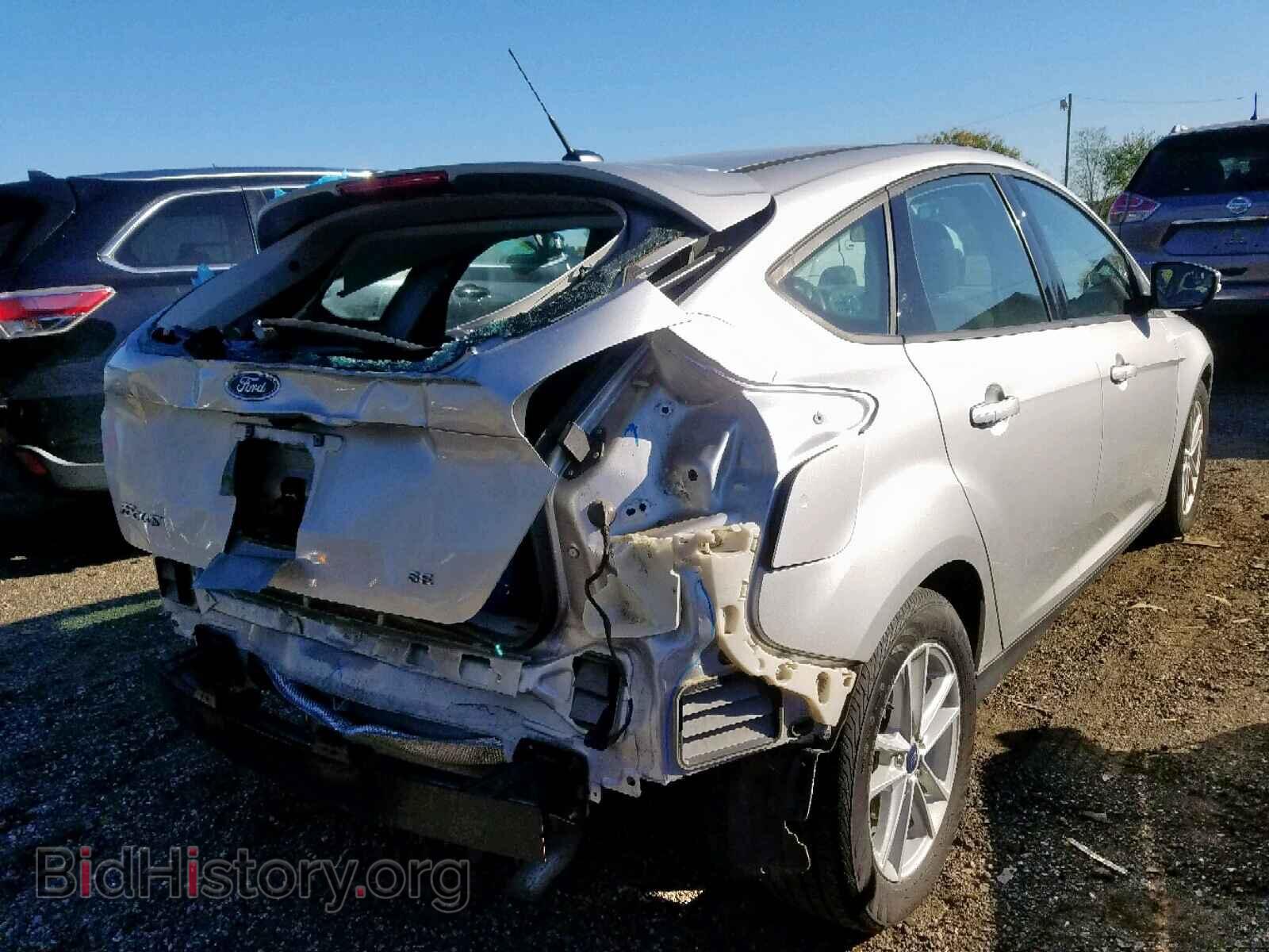 2017 FORD FOCUS SE - VIN: 1FADP3K25HL323165 - Photo 4