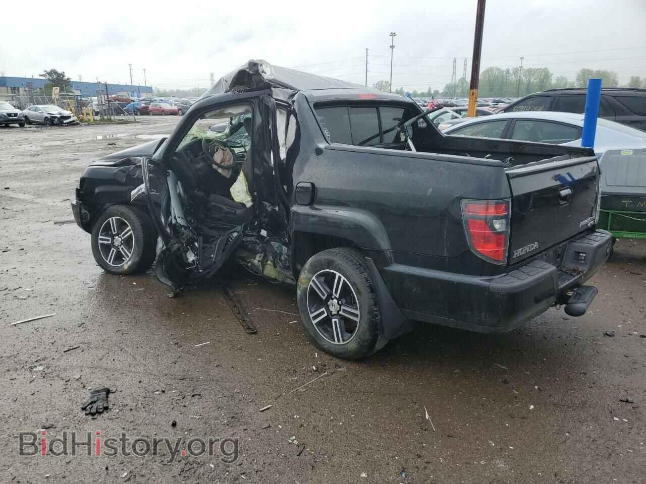 2013 HONDA RIDGELINE - VIN: 5FPYK1F73DB008065 - Фото 2