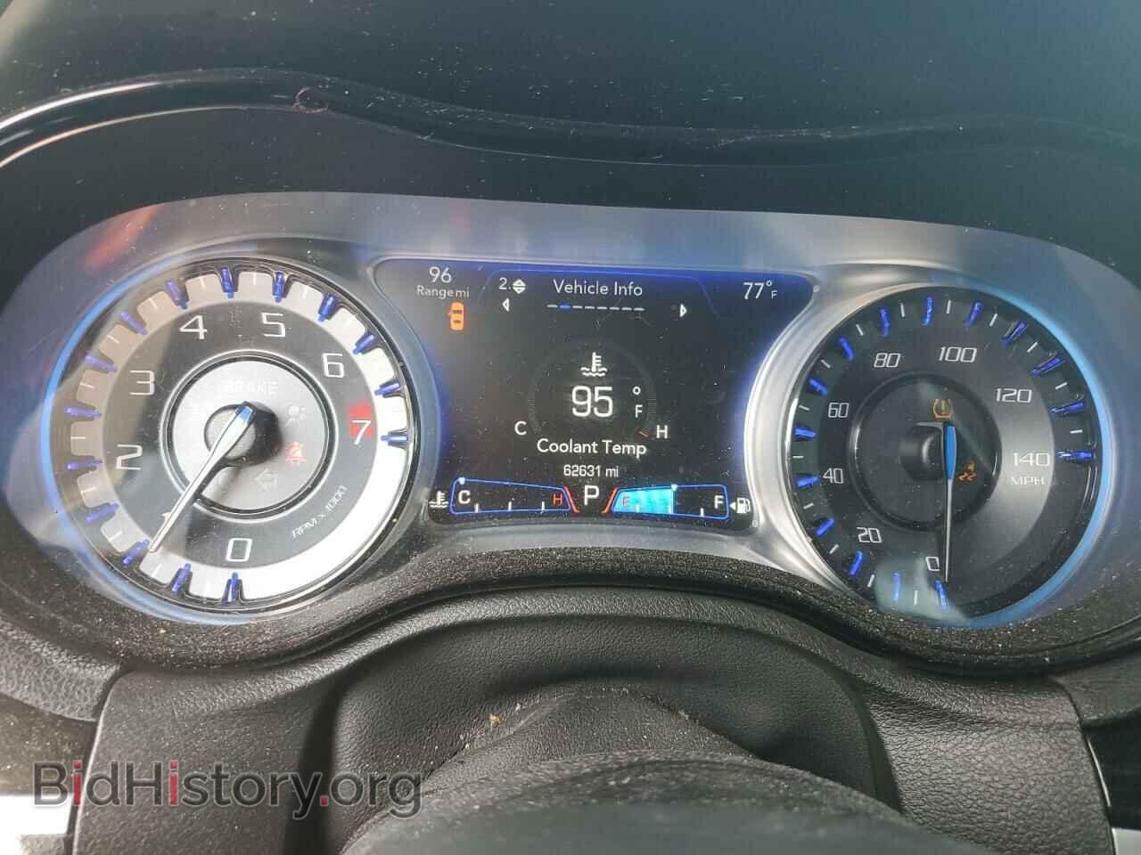 2017 CHRYSLER 300 - VIN: 2C3CCAGG8HH534985 - Фото 9