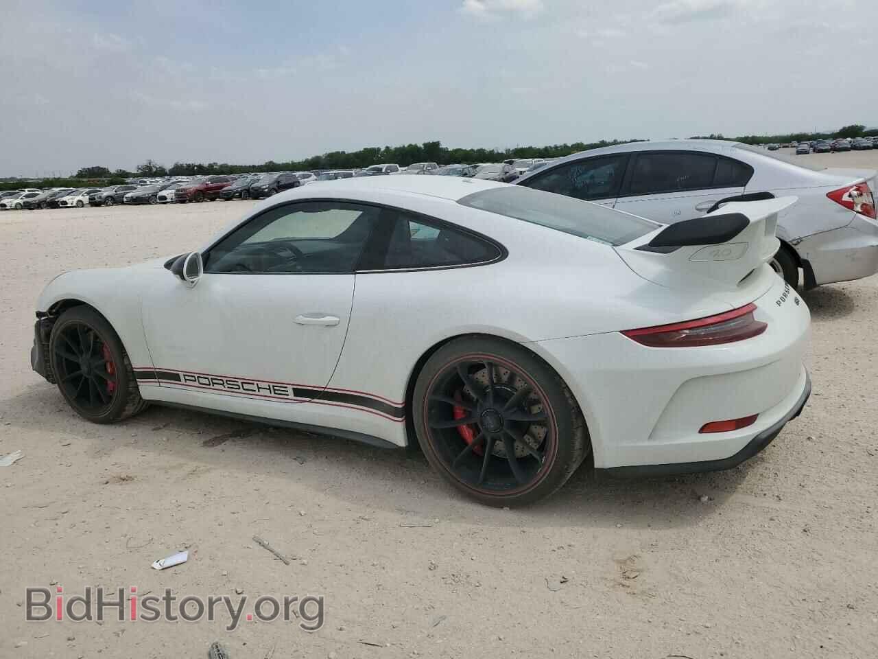 2018 PORSCHE 911 - VIN: WP0AC2A91JS174136 - Фото 2