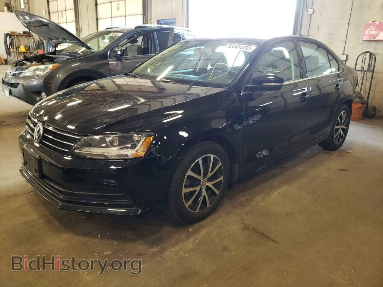 2017 VOLKSWAGEN JETTA - VIN: 3VWDB7AJ8HM413348 - Фото 2