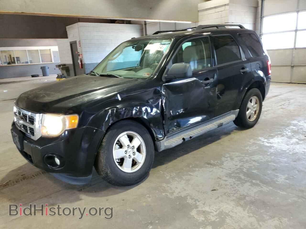 Photo 1FMCU0D77AKD48307 - FORD ESCAPE 2010