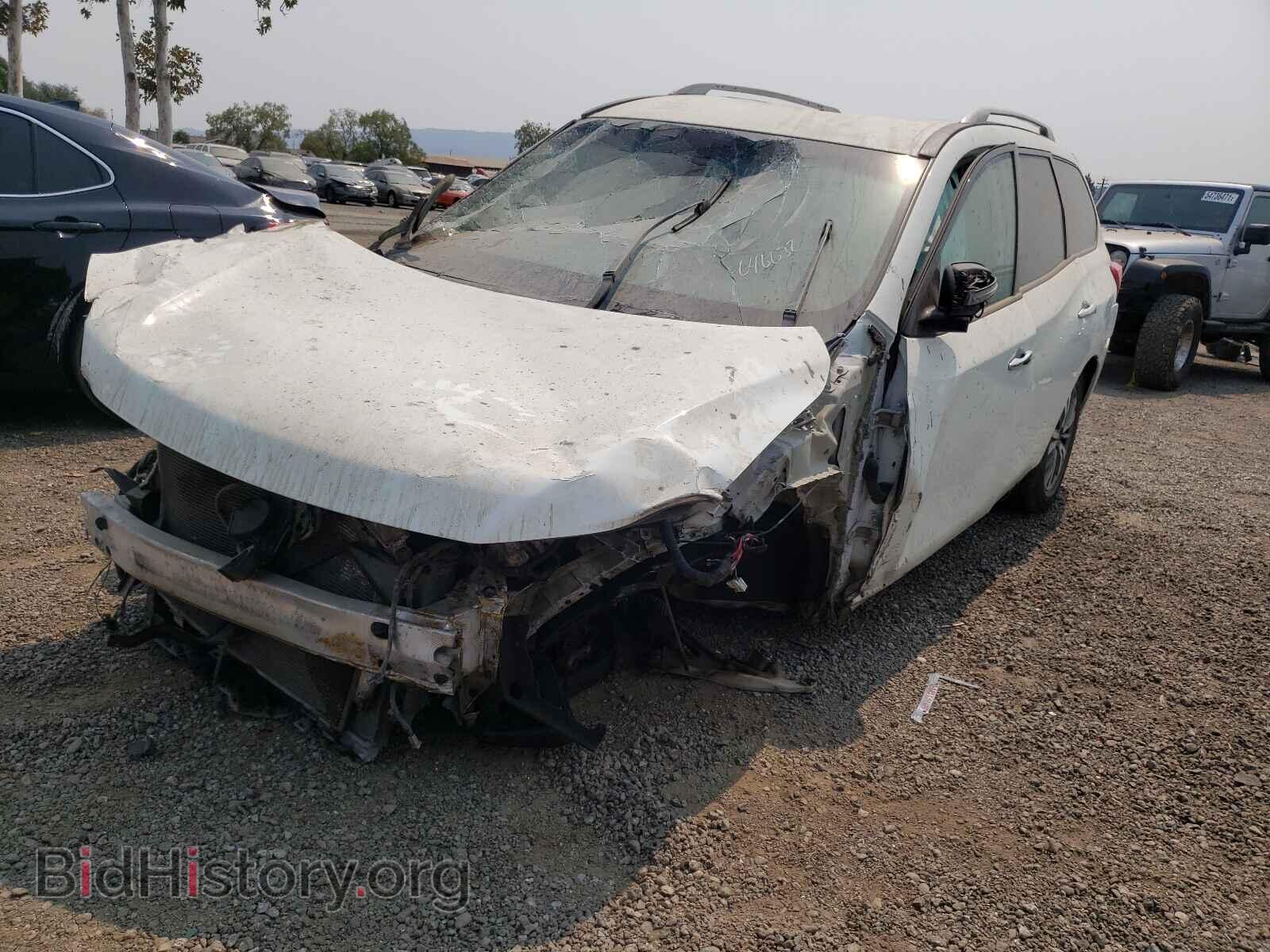 2017 NISSAN PATHFINDER - VIN: 5N1DR2MM2HC646632 - Фото 2