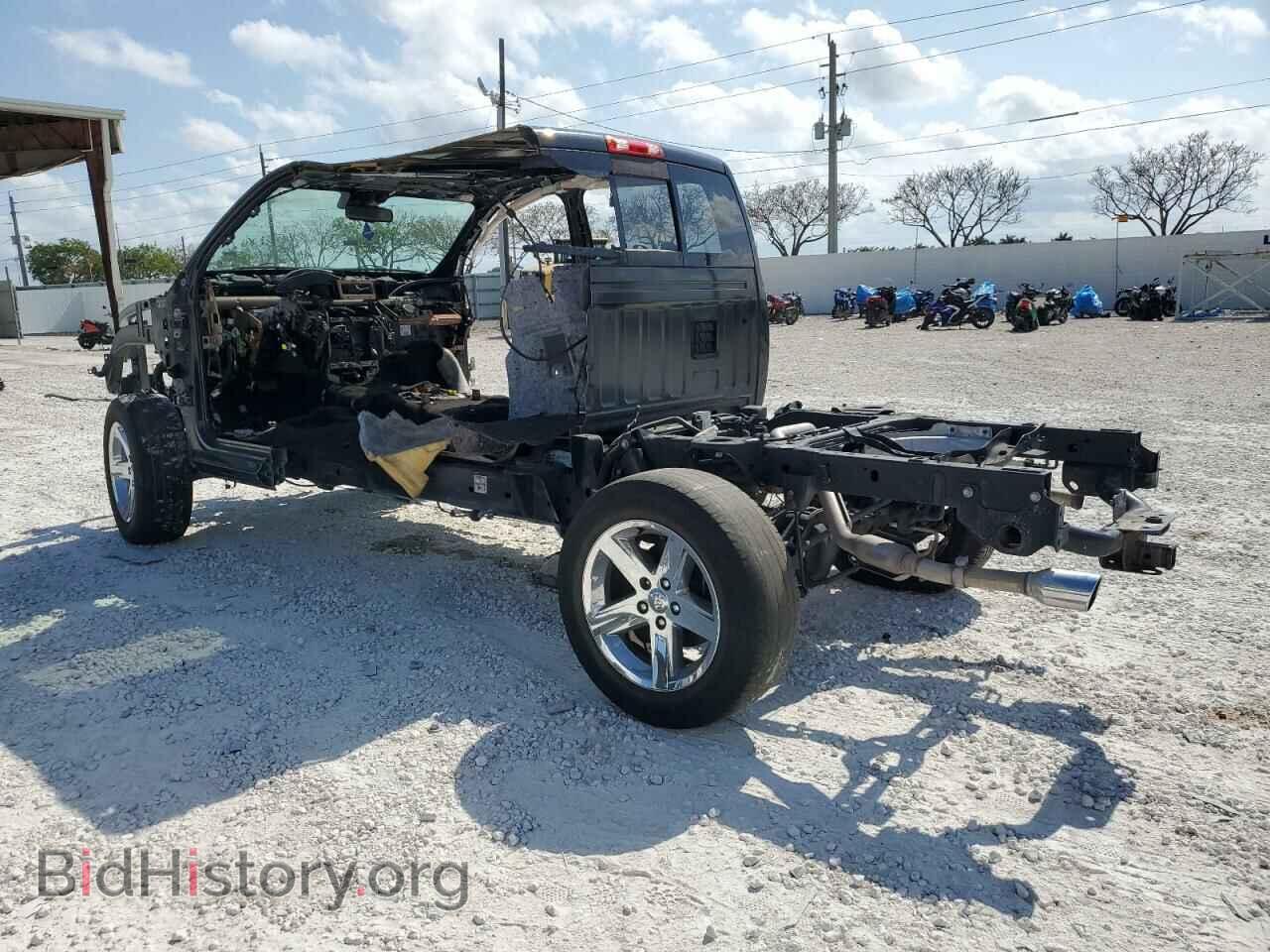 2017 RAM 1500 - VIN: 1C6RR7PT7HS658721 - Photo 2