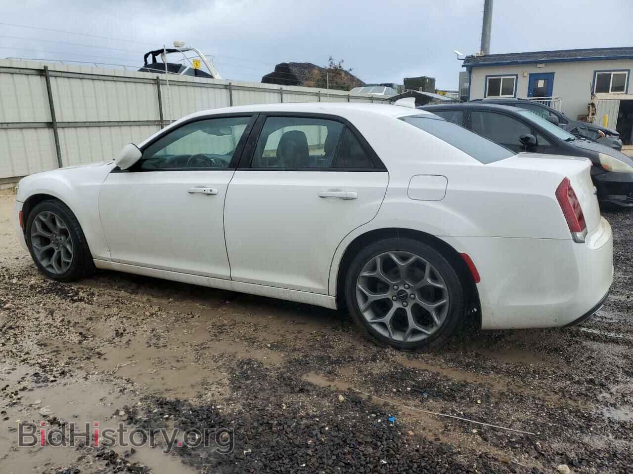 2016 CHRYSLER 300 - VIN: 2C3CCABG9GH248150 - Фото 2