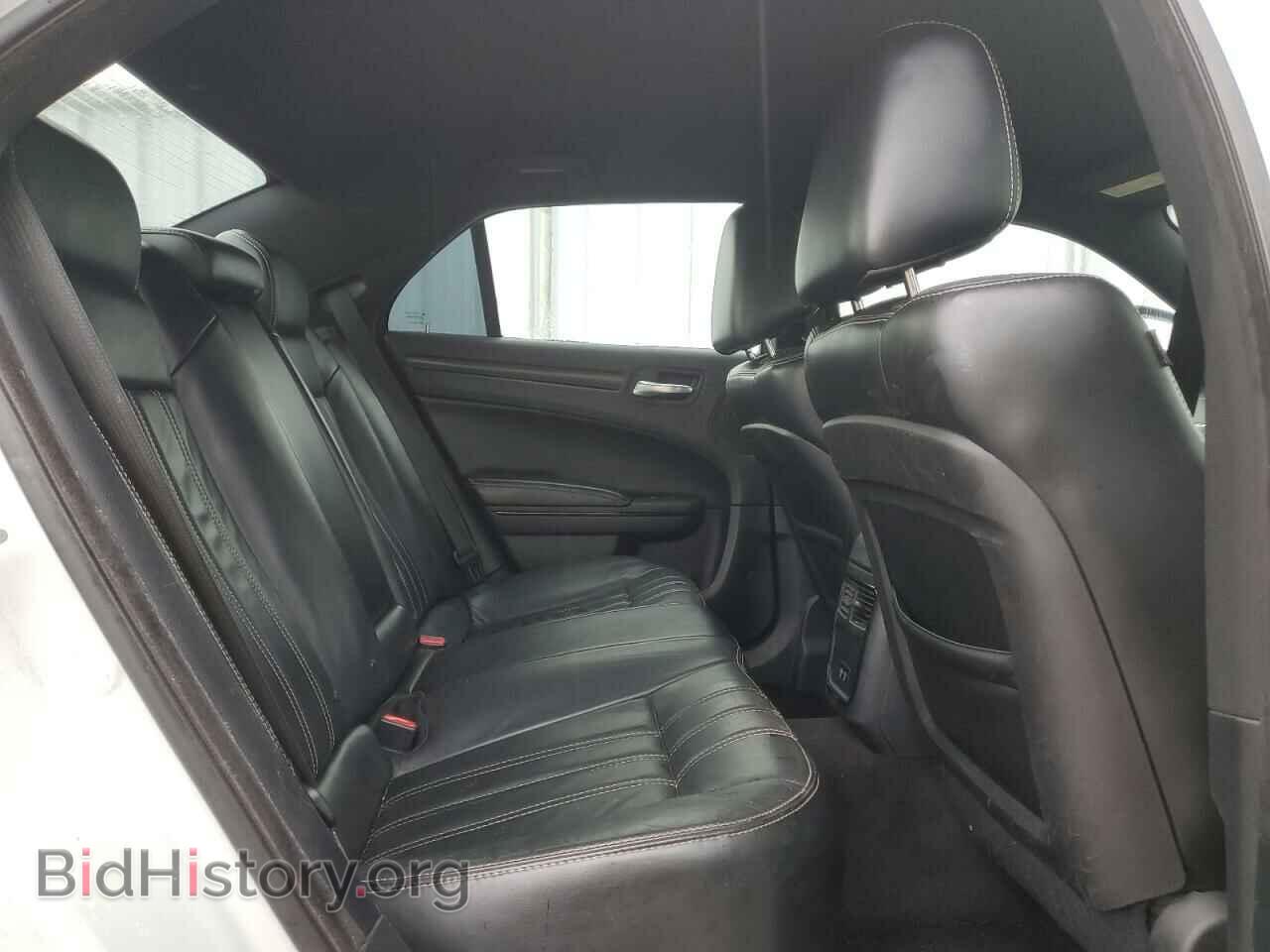 2016 CHRYSLER 300 - VIN: 2C3CCABG9GH248150 - Фото 10