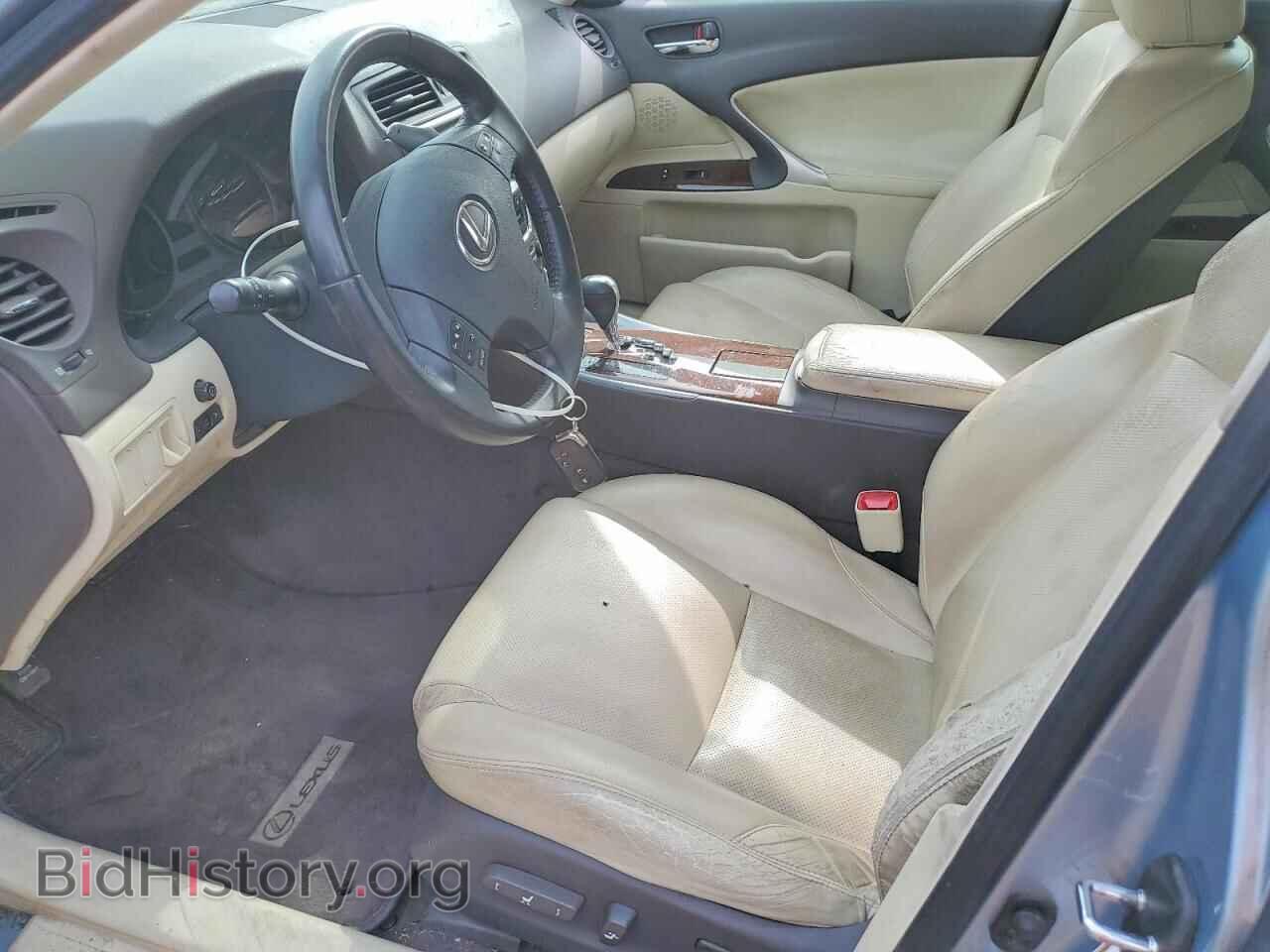 2010 LEXUS IS - VIN: JTHBF5C20A5111166 - Photo 7