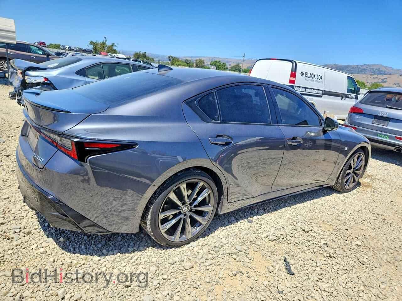 2022 LEXUS IS - VIN: JTHGZ1B21N5055932 - Фото 3