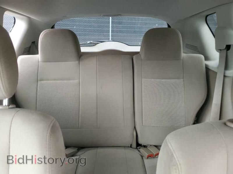 2012 Jeep COMPASS (VIN 1C4NJDEB2CD508942) — фото 10 из 13