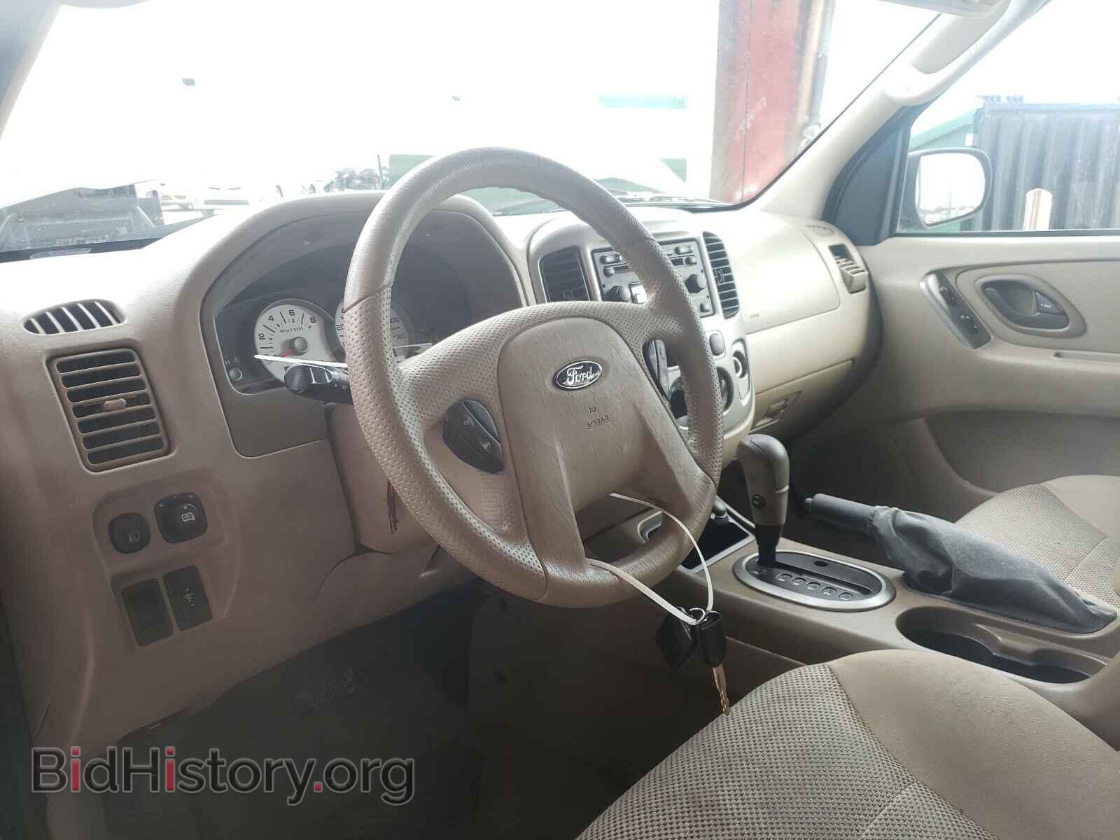 2005 FORD ESCAPE - VIN: 1FMCU03125KB13655 - Фото 9