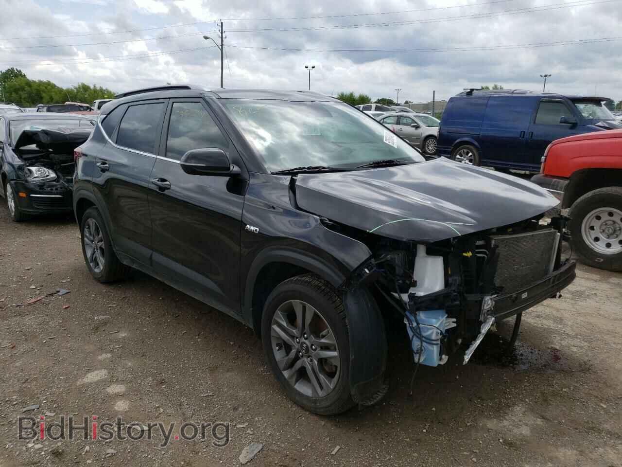 Фотография KNDEUCAA7M7067596 - KIA SELTOS 2021