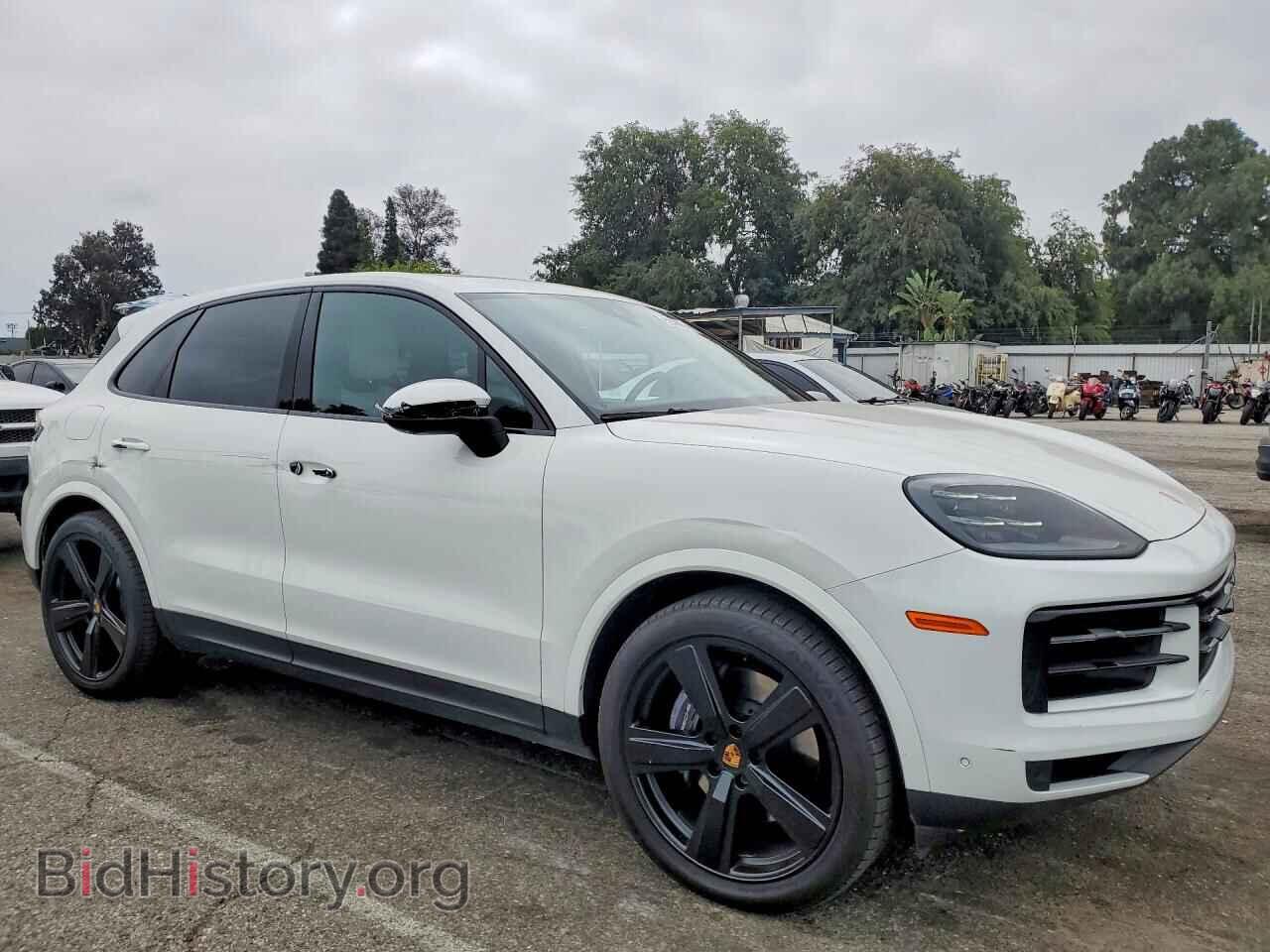 2025 PORSCHE CAYENNE - VIN: WP1AA2AY4SDA01874 - Photo 4