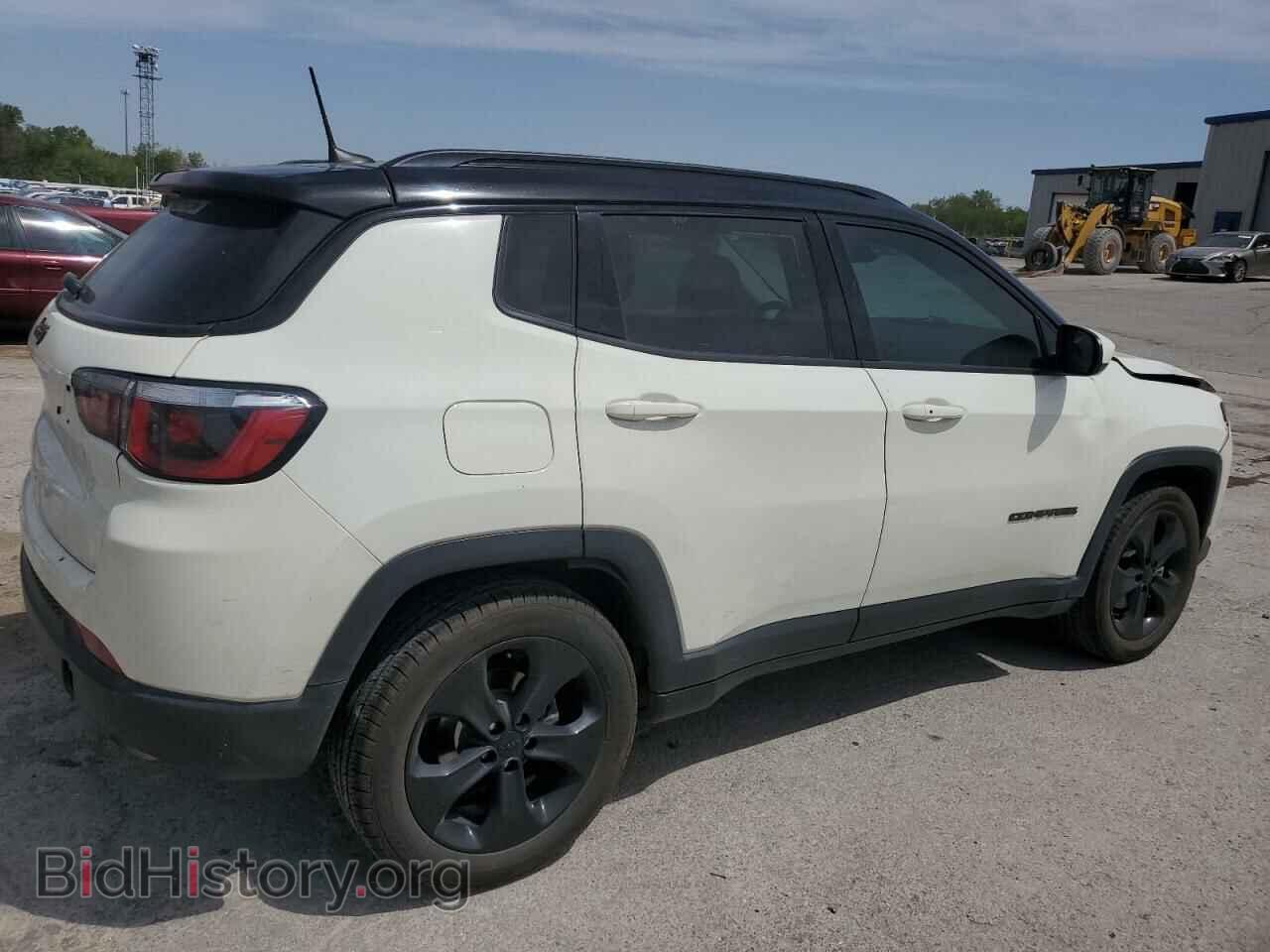2018 JEEP COMPASS - VIN: 3C4NJCBB7JT487284 - Фото 3