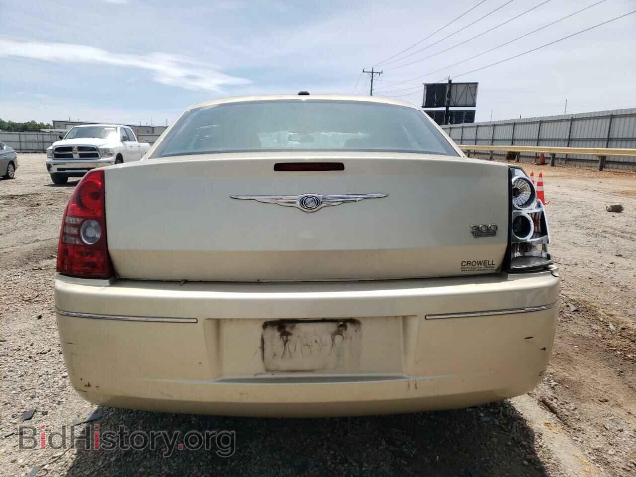 2010 CHRYSLER 300 - VIN: 2C3CA5CV6AH155281 - Фото 6