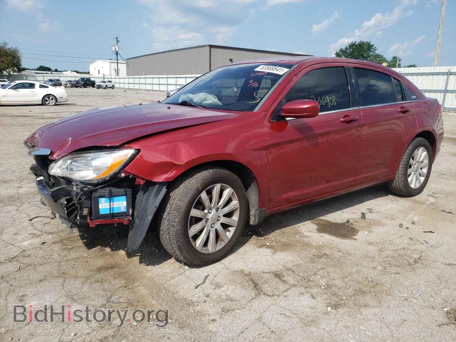 2013 CHRYSLER 200 - VIN: 1C3CCBBB6DN525740 - Фото 2