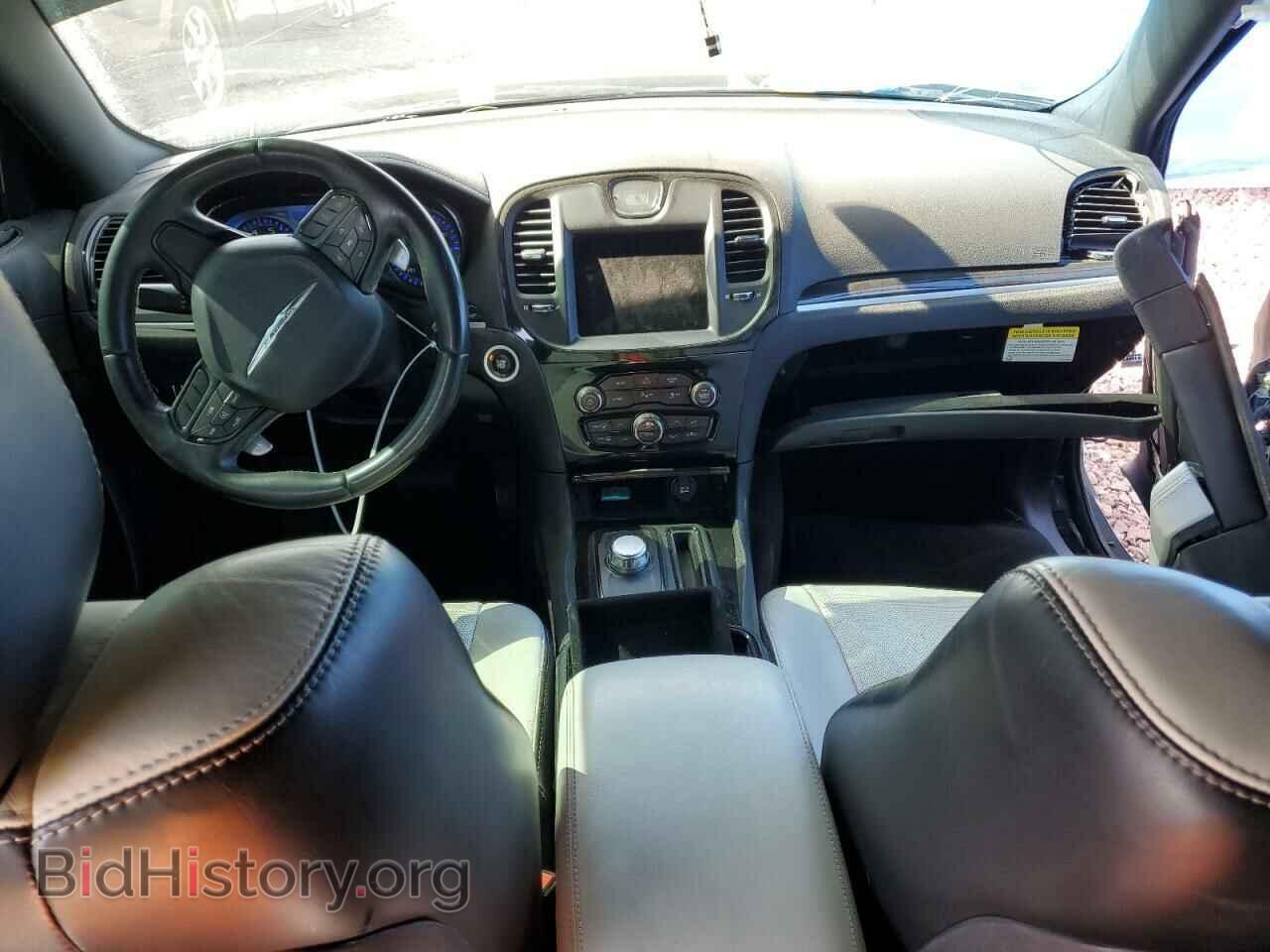 2017 CHRYSLER 300 - VIN: 2C3CCABG2HH518806 - Фото 8
