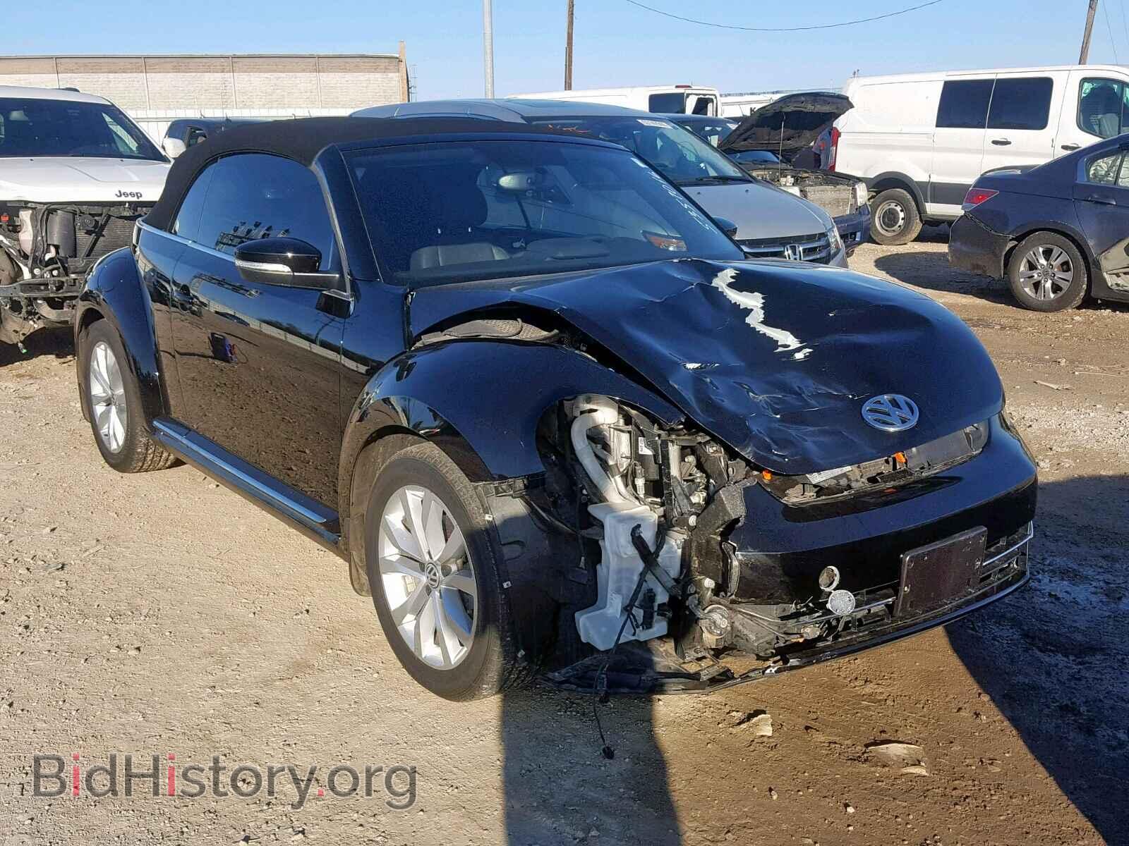 Photo 3VW5L7AT1DM821753 - VOLKSWAGEN BEETLE 2013