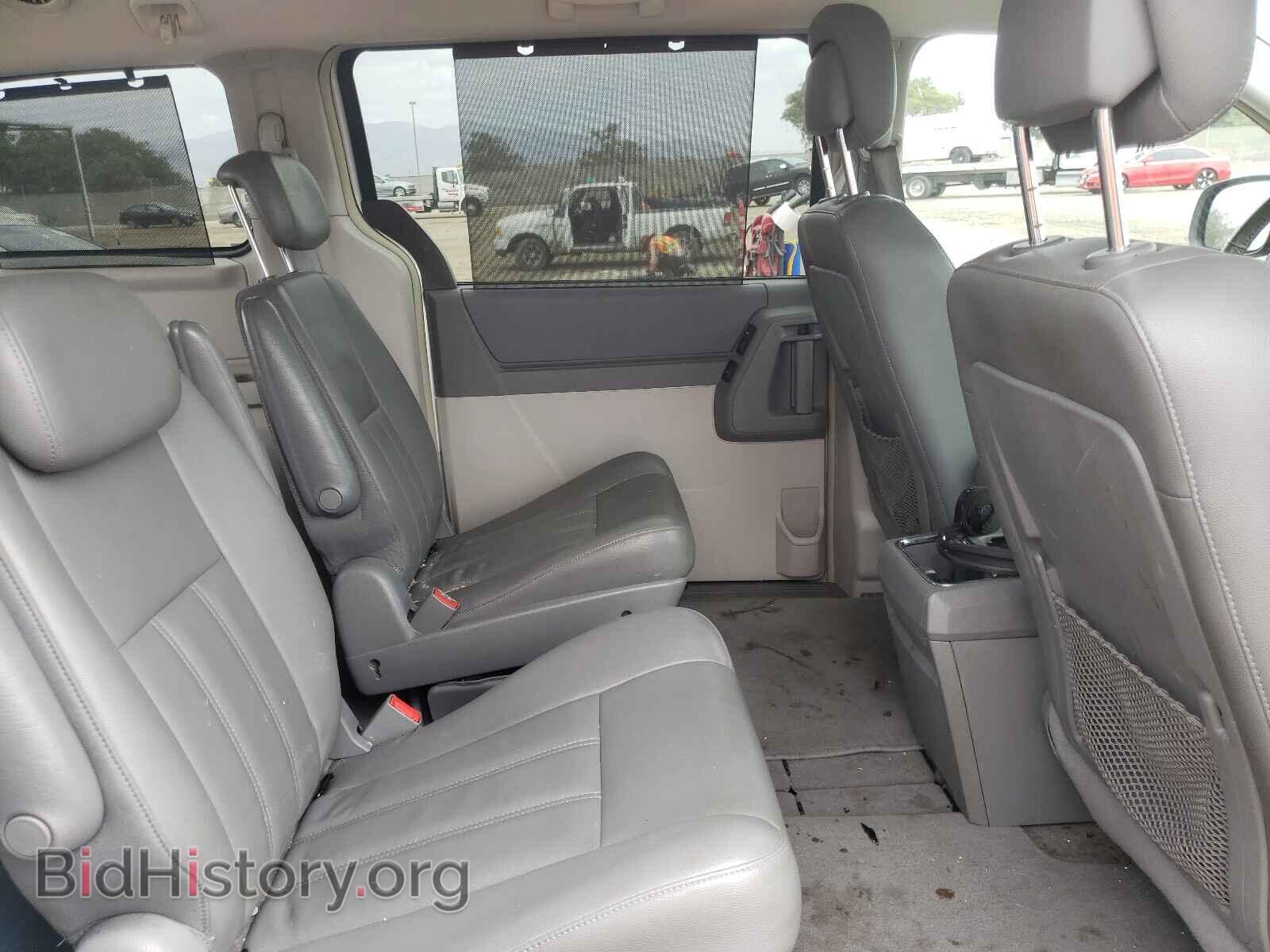 2010 CHRYSLER MINIVAN - VIN: 2A4RR5D17AR368884 - Фото 6