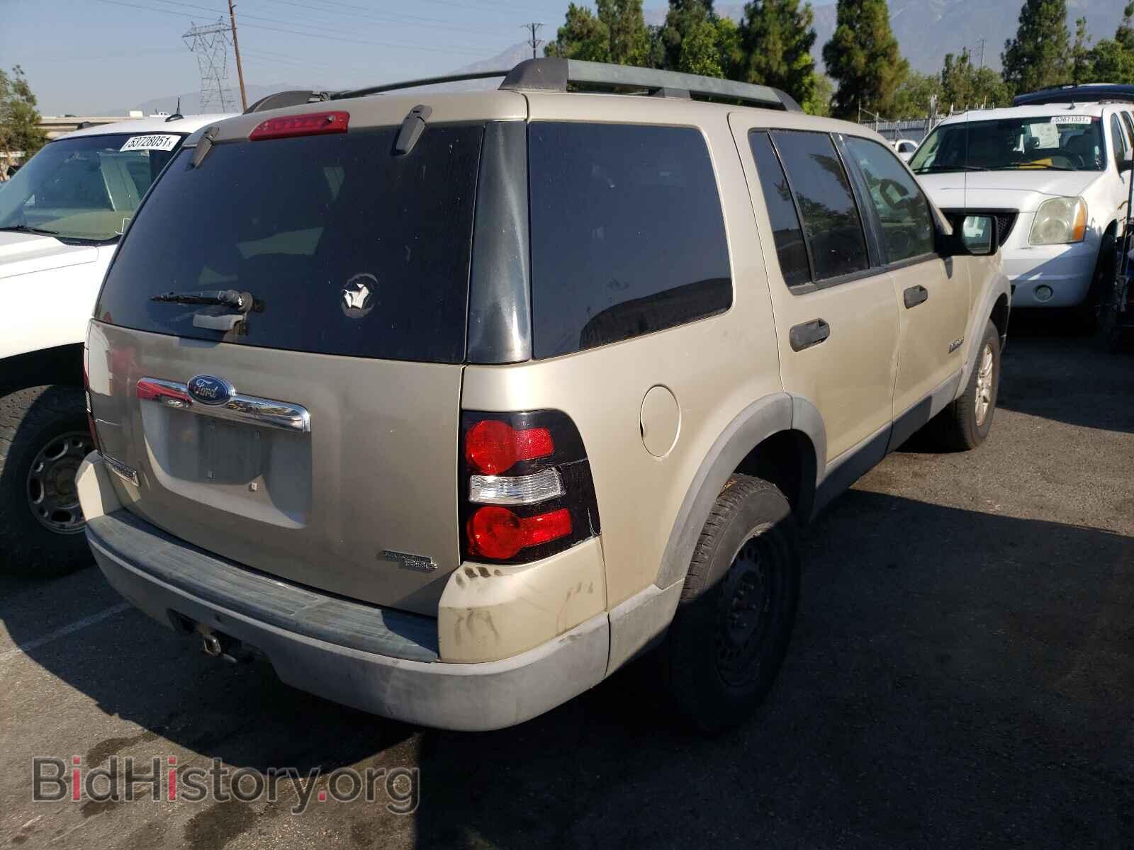 2006 FORD EXPLORER - VIN: 1FMEU63E26UB04085 - Photo 4