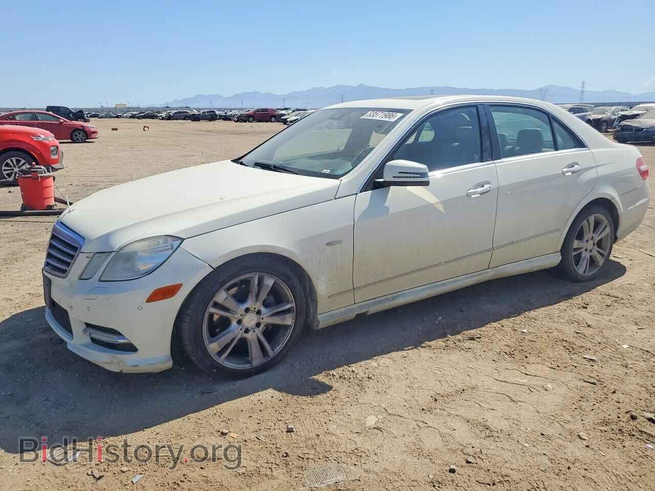 Photo WDDHF5KB2CA564203 - MERCEDES-BENZ E-CLASS 2012