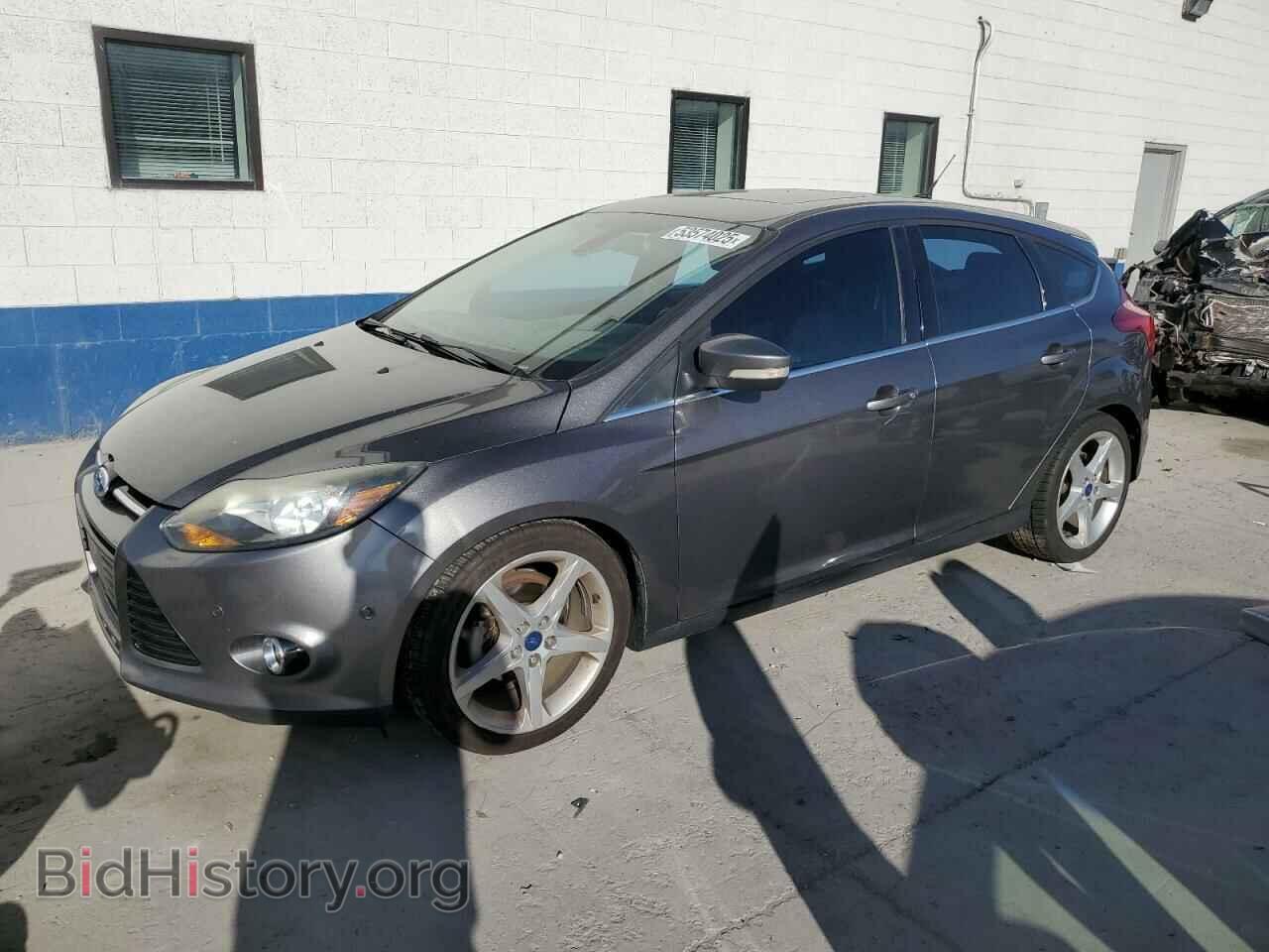 Photo 1FAHP3N21CL302058 - FORD FOCUS 2012