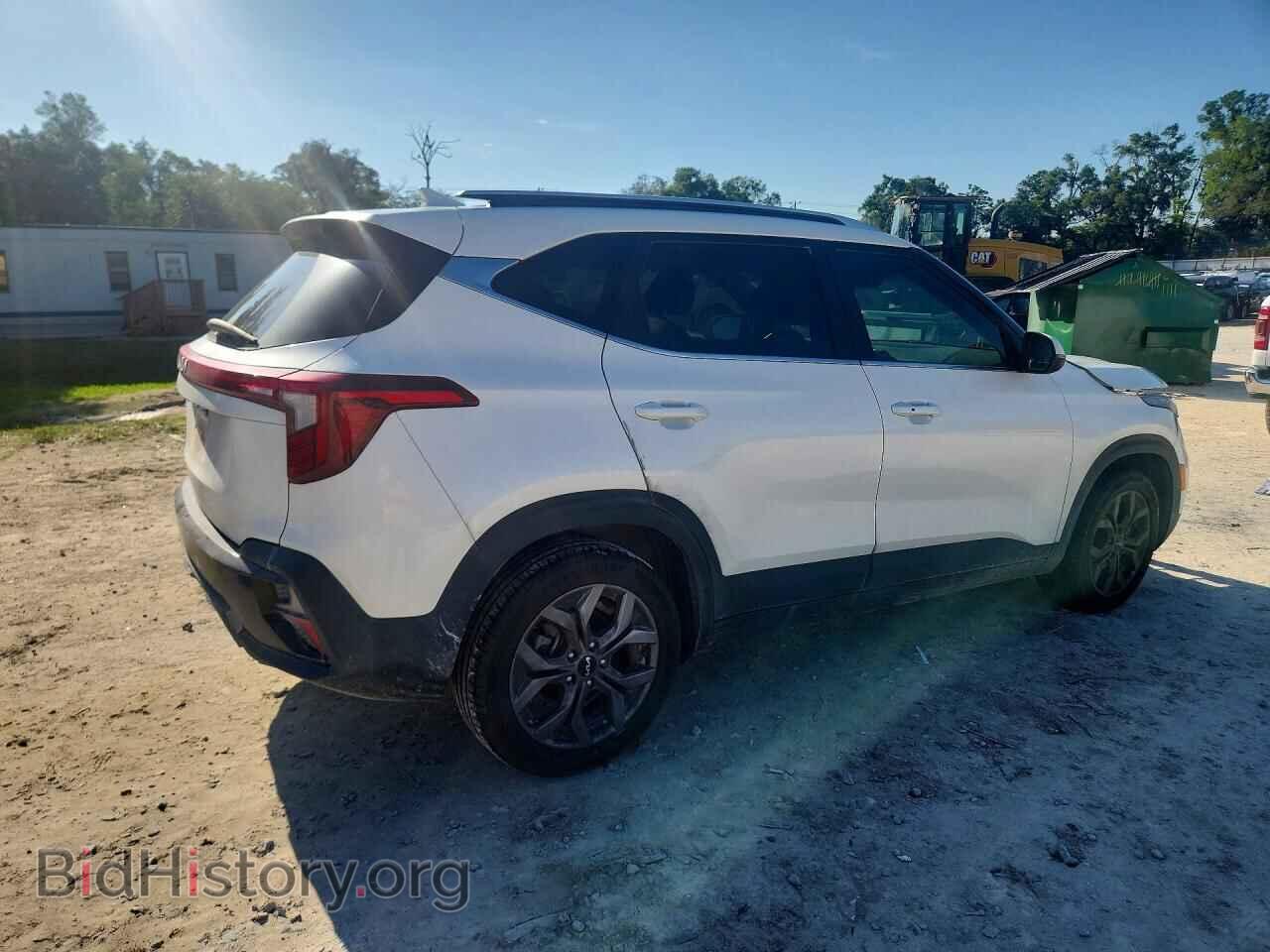 2024 KIA SELTOS - VIN: KNDEU2AA4R7621680 - Photo 3