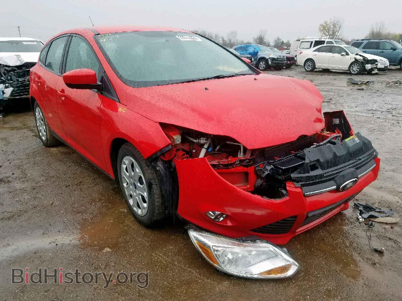 Photo 1FAHP3K26CL353852 - FORD FOCUS SE 2012