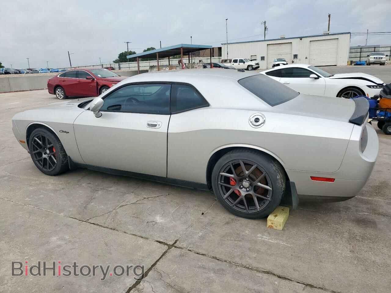 2010 DODGE CHALLENGER - VIN: 2B3CJ7DW4AH161290 - Фото 2