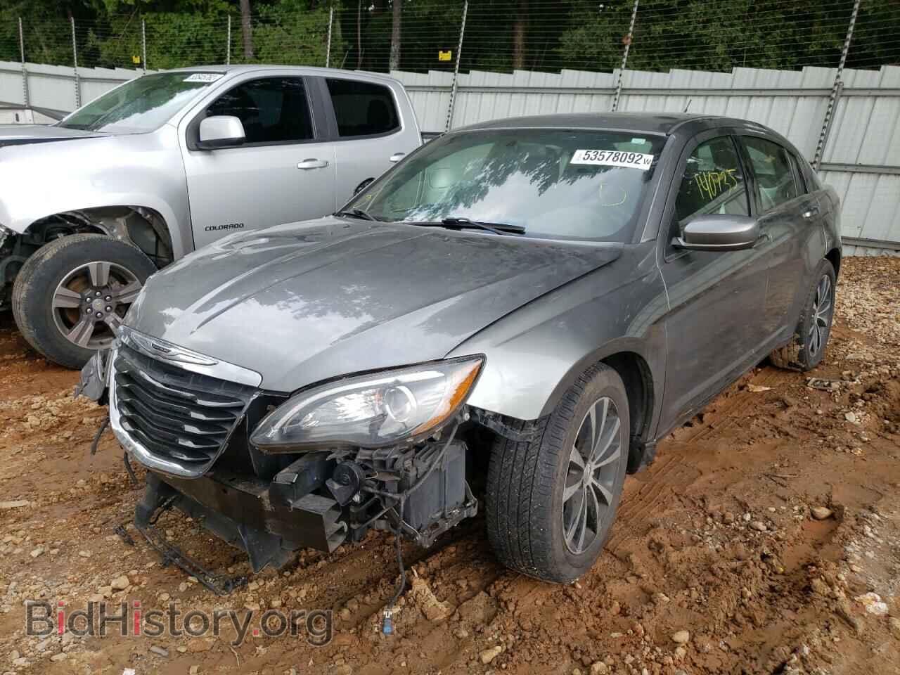 2011 CHRYSLER 200 - VIN: 1C3BC8FG0BN577723 - Фото 2