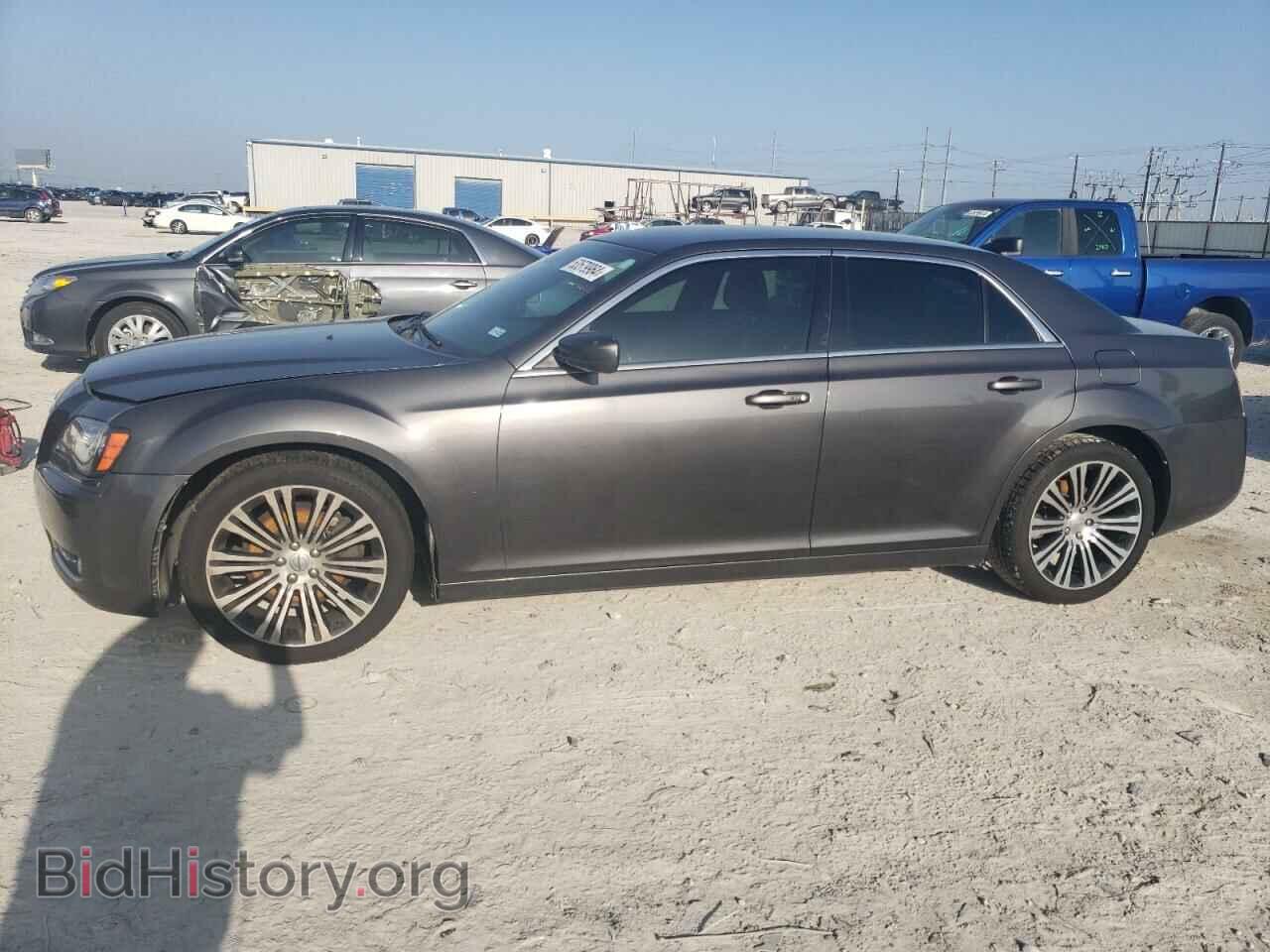 Фотография 2C3CCABG8EH119314 - CHRYSLER 300 2014