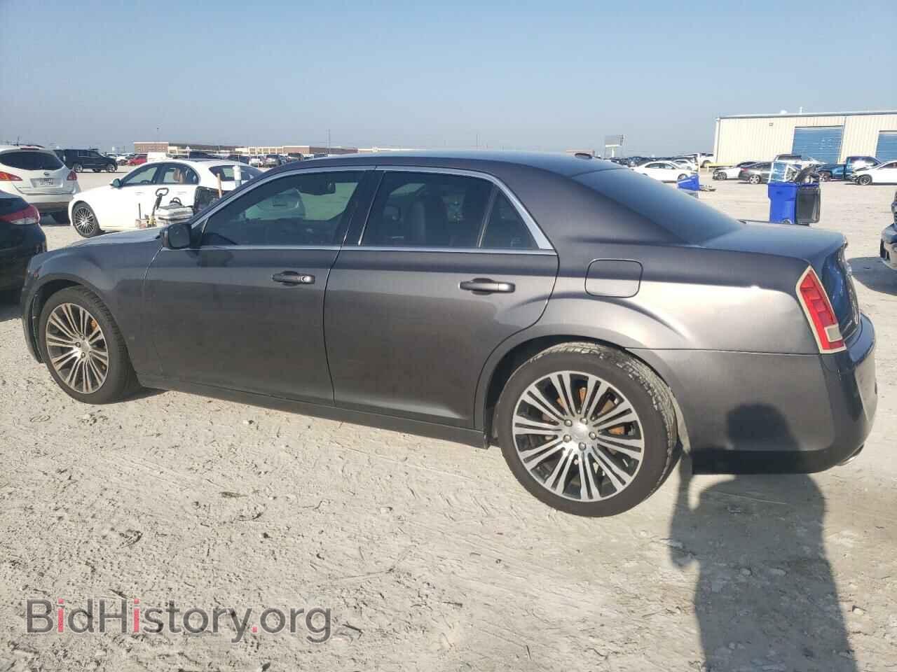 2014 CHRYSLER 300 - VIN: 2C3CCABG8EH119314 - Фото 2