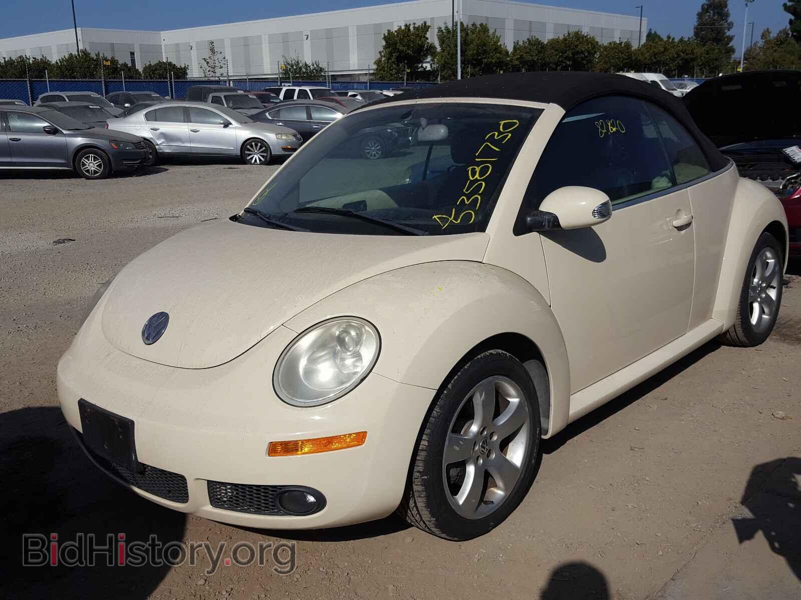 2006 VOLKSWAGEN BEETLE - VIN: 3VWSF31Y96M307375 - Фото 2